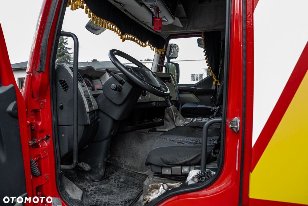Renault Premium 450 DXI + Ten CATE TCO40 - 25