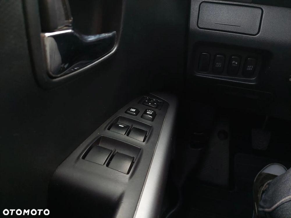 Mitsubishi Outlander 2.0 DID Instyle NAVI - 20