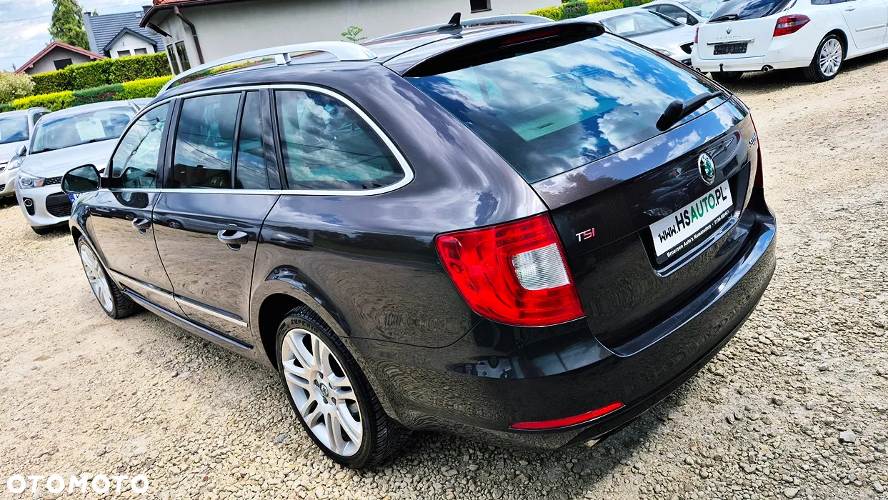 Skoda Superb 2.0 TSI Business DSG - 19