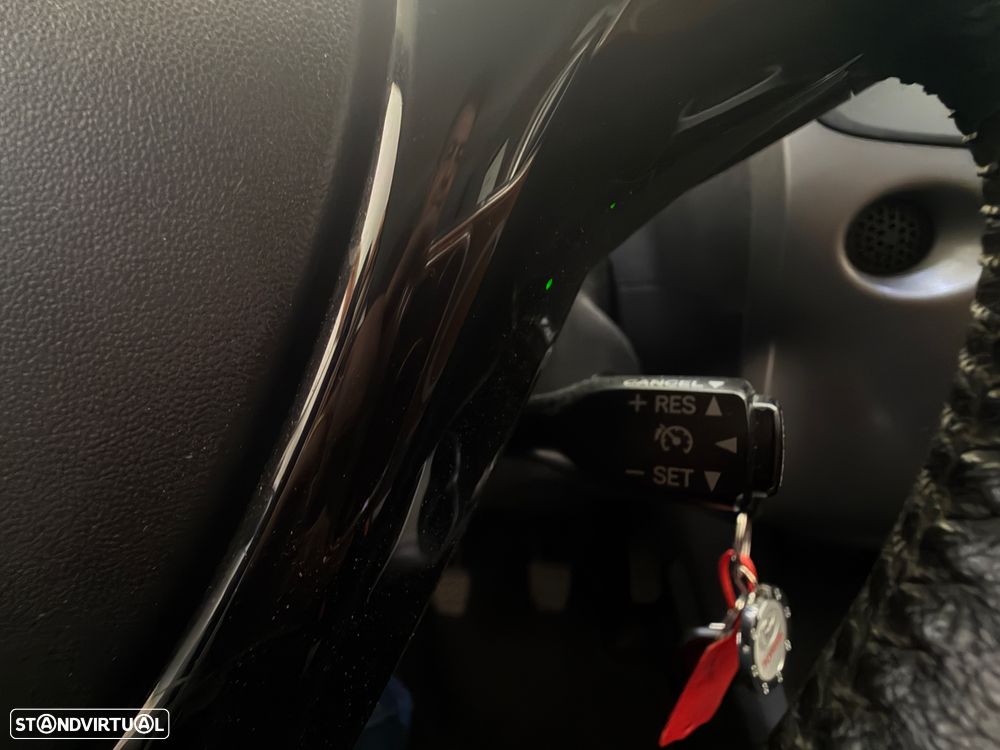 Toyota Aygo 1.0 Plus - 12