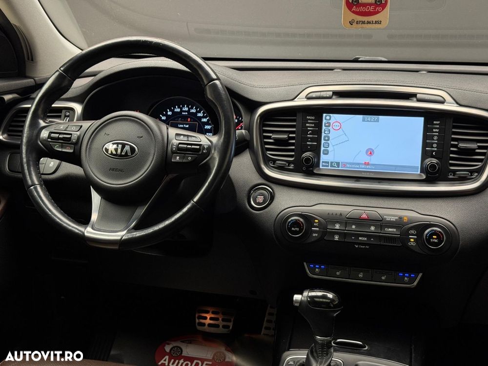 Kia Sorento - 11