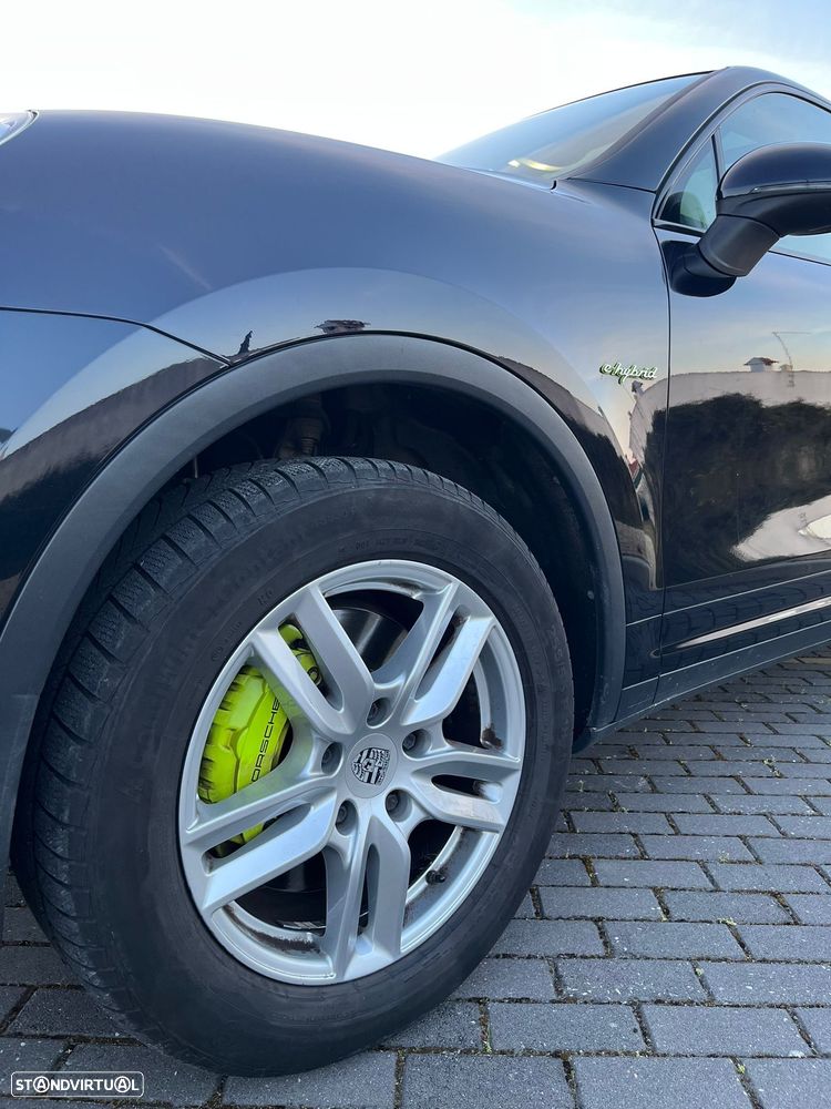 Porsche Cayenne S E-Hybrid - 9