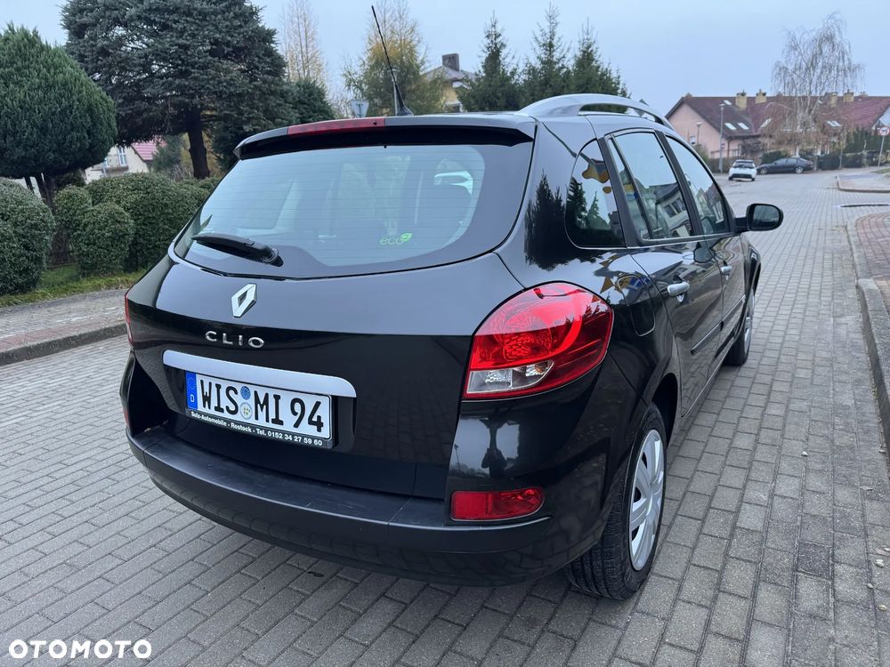 Renault Clio 1.2 16V 75 Expression - 17