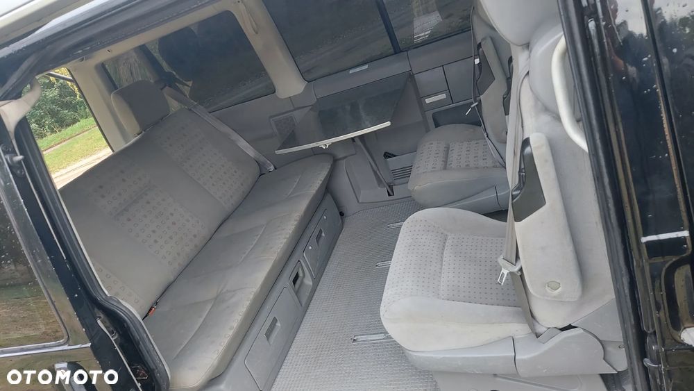 Volkswagen Multivan TDI - 14