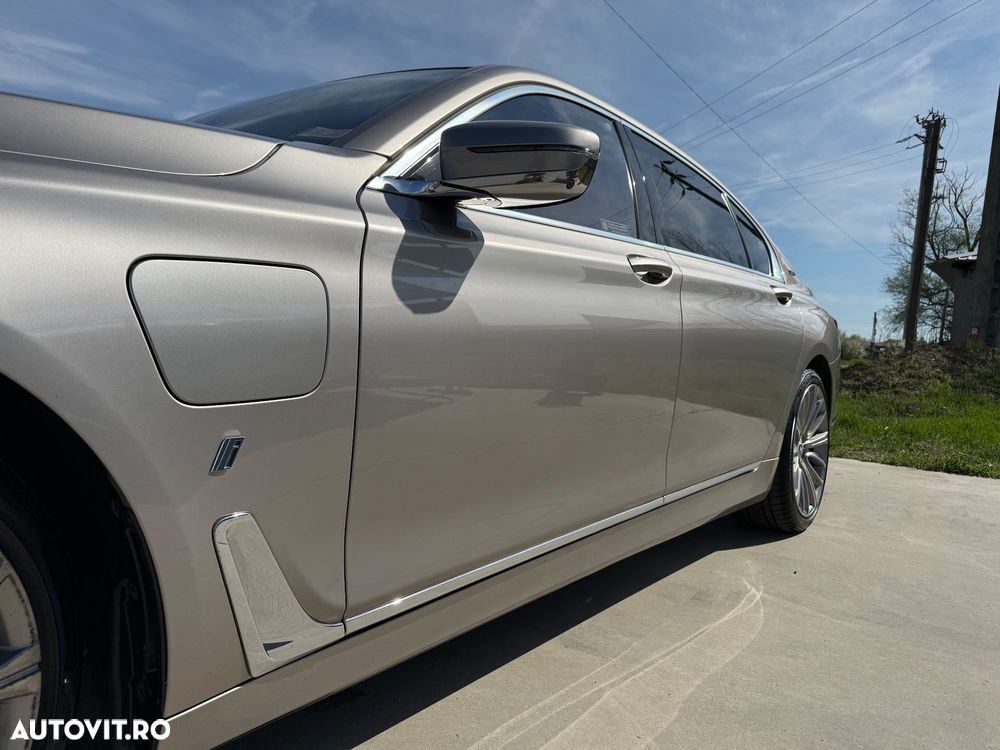 BMW Seria 7 740Le xDrive iPerformance - 6
