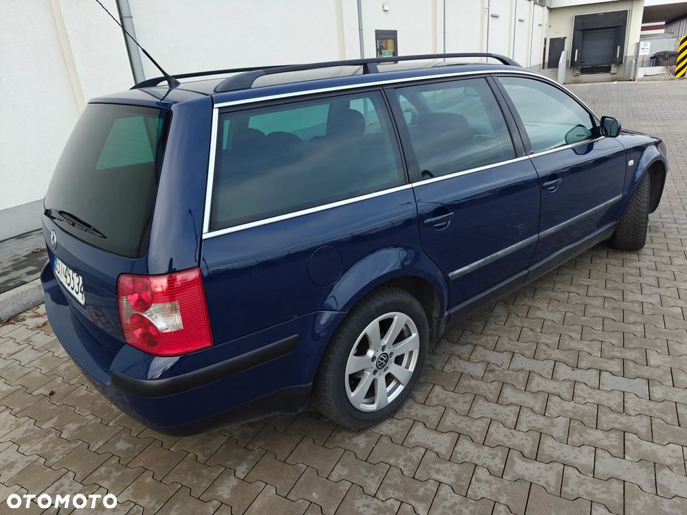 Volkswagen Passat 1.9 TDI Basis - 3
