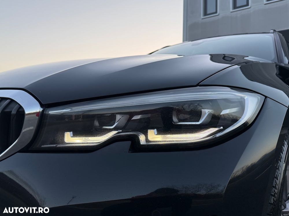 BMW Seria 3 320d Aut. Sport Line - 30