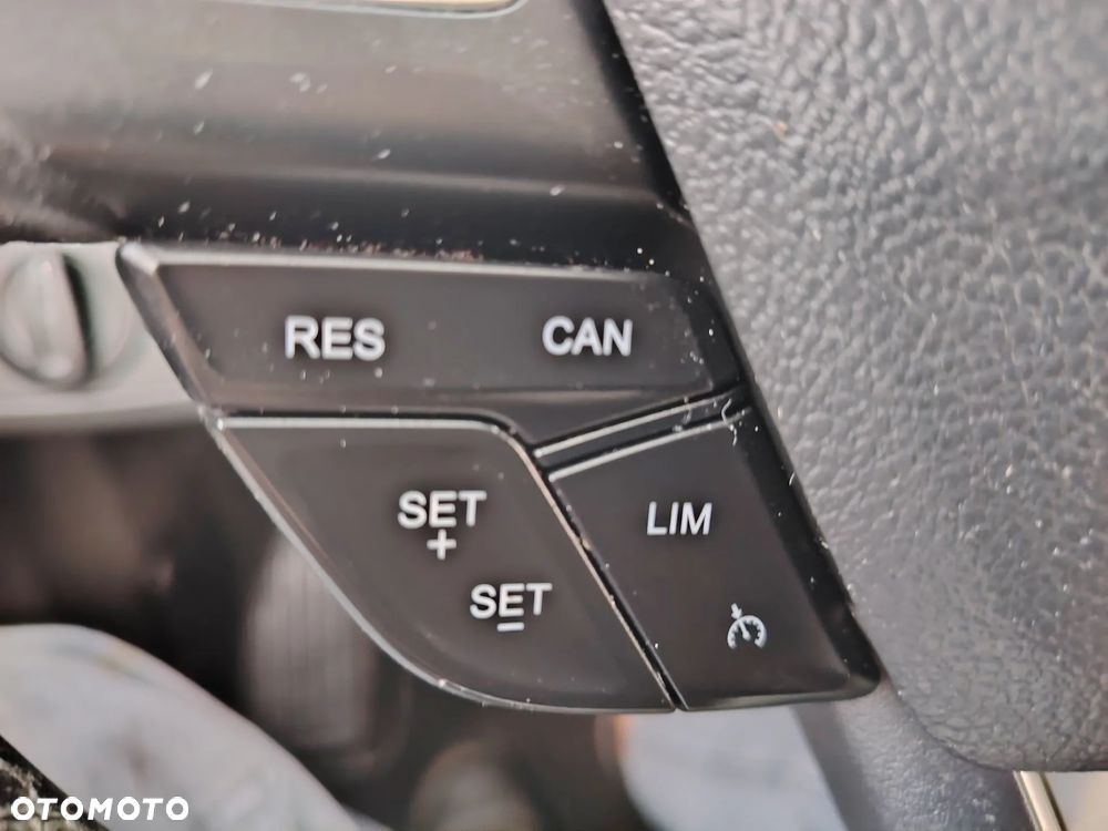 Ford C-MAX - 35
