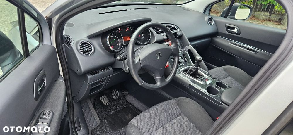 Peugeot 3008 120 VTi Active - 10
