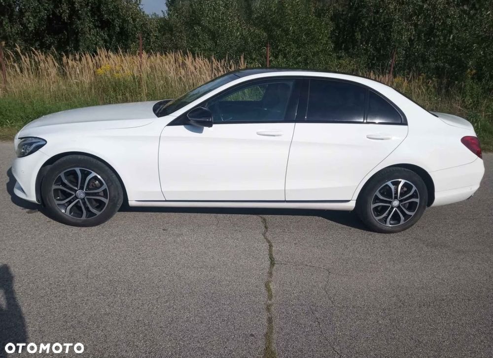Mercedes-Benz Klasa C 200 4-Matic 7G-TRONIC - 4