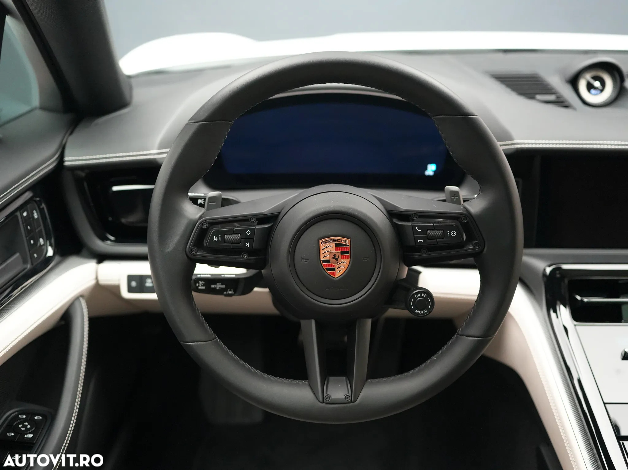 Porsche Panamera Standard - 13