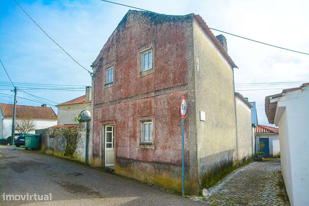Moradia Para Restaurar em Pataias - Grande imagem: 2/20
