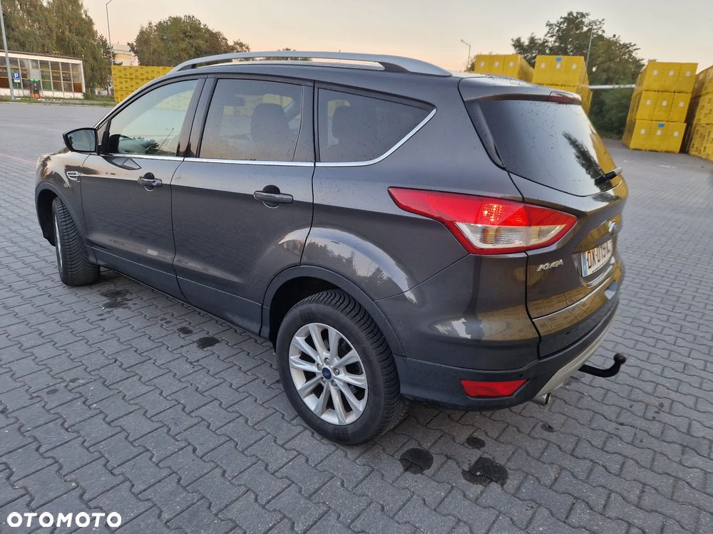 Ford Kuga 2.0 TDCi 2x4 Titanium - 9