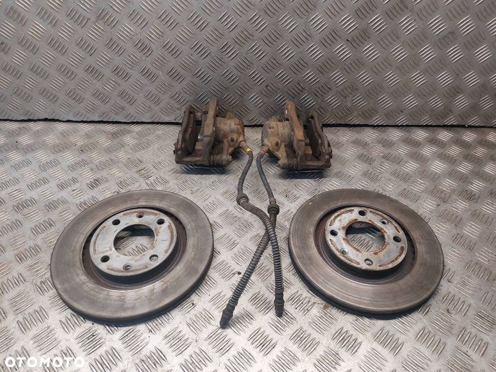 TARCZE HAMULCOWE PRZÓD + KLOCKI + ZACISKI PEUGEOT PARTNER I LIFT - 1