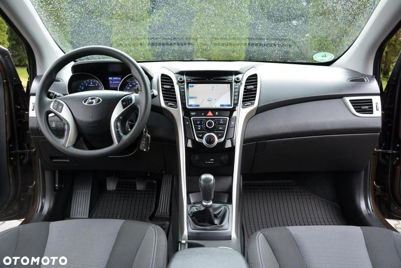 Hyundai i30 Kombi 1.4 Trend - 26