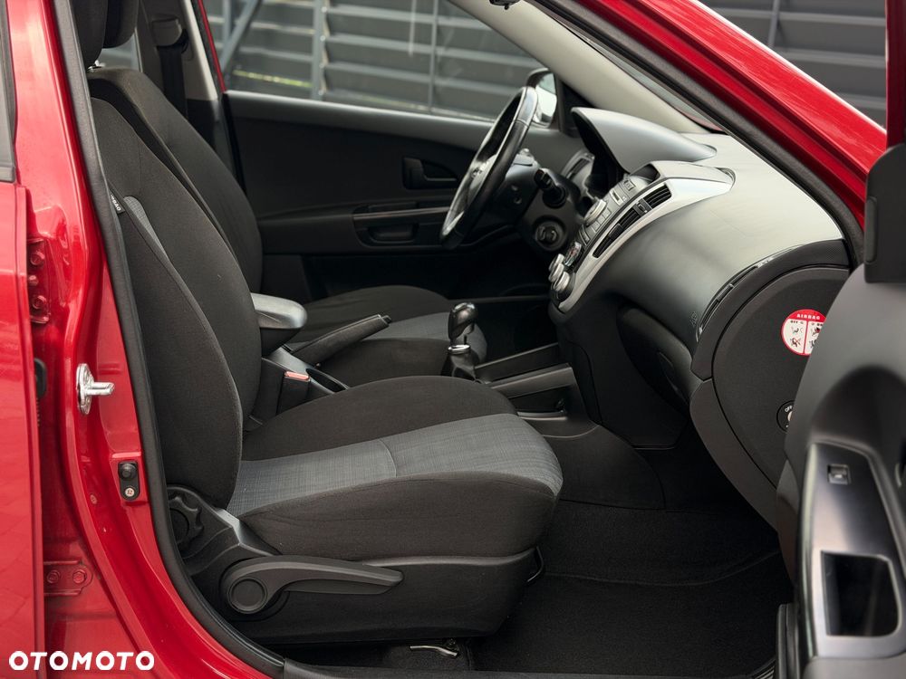 Kia Ceed Cee'd 1.4 Comfort - 23