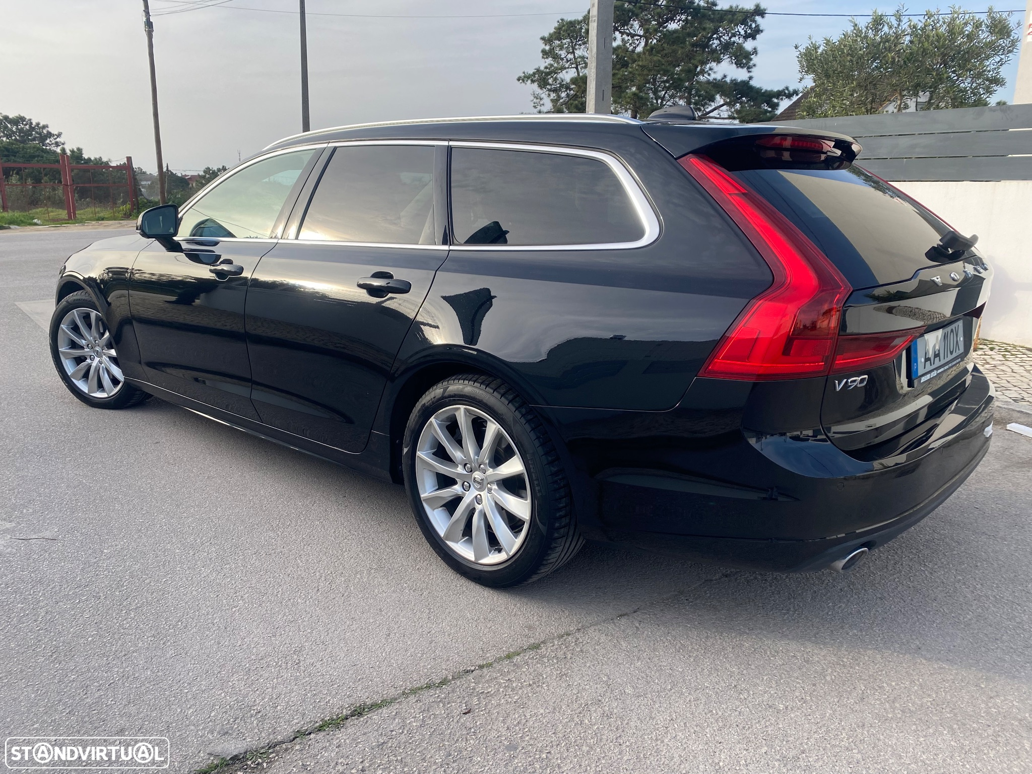 Volvo V90 2.0 D4 Momentum Plus Geartronic - 6