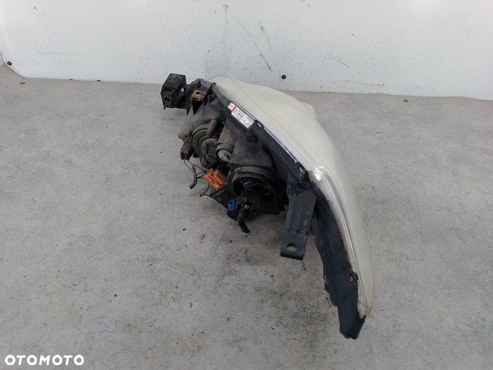 LAMPA PRZÓD PRAWA MAZDA 5 I P5115R - 5