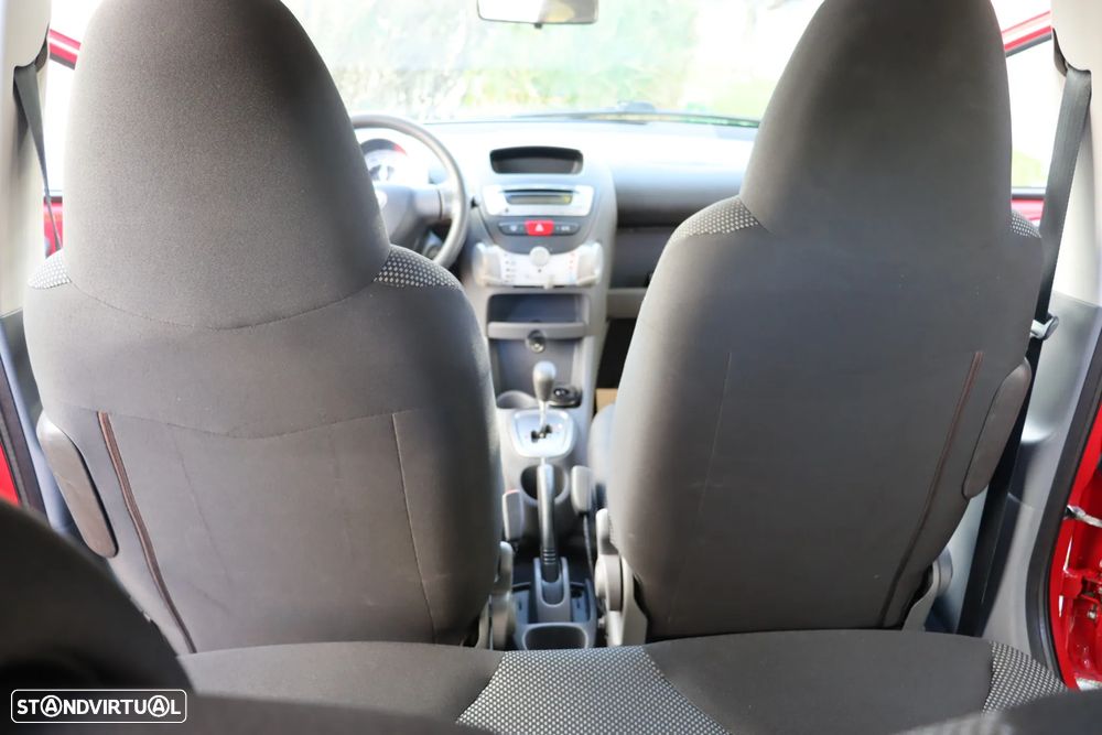 Toyota Aygo 1.0 Style Pack+VSC MM - 12