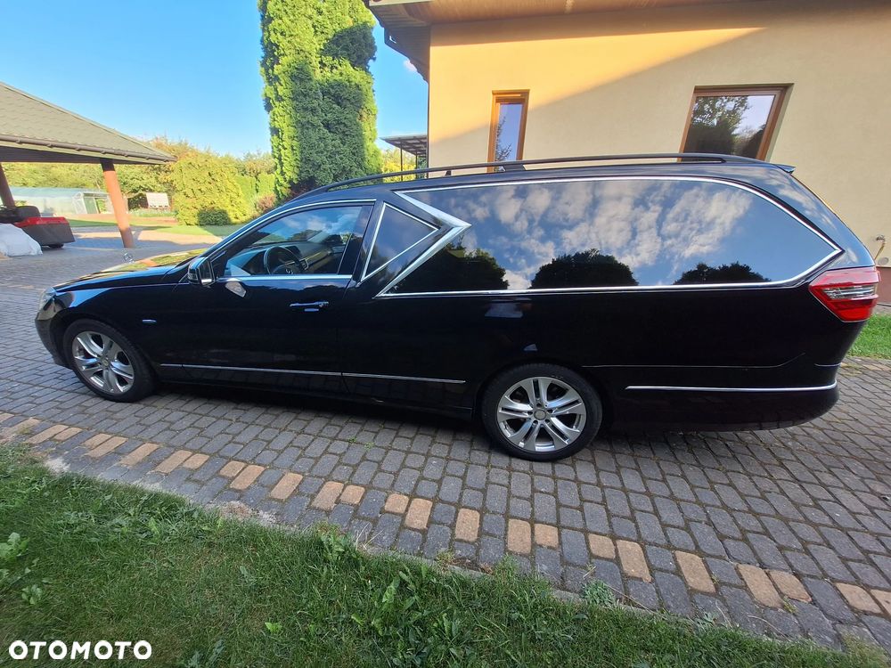 Mercedes-Benz Klasa E 200 CGI BlueEffICIENCY Avantgarde - 7
