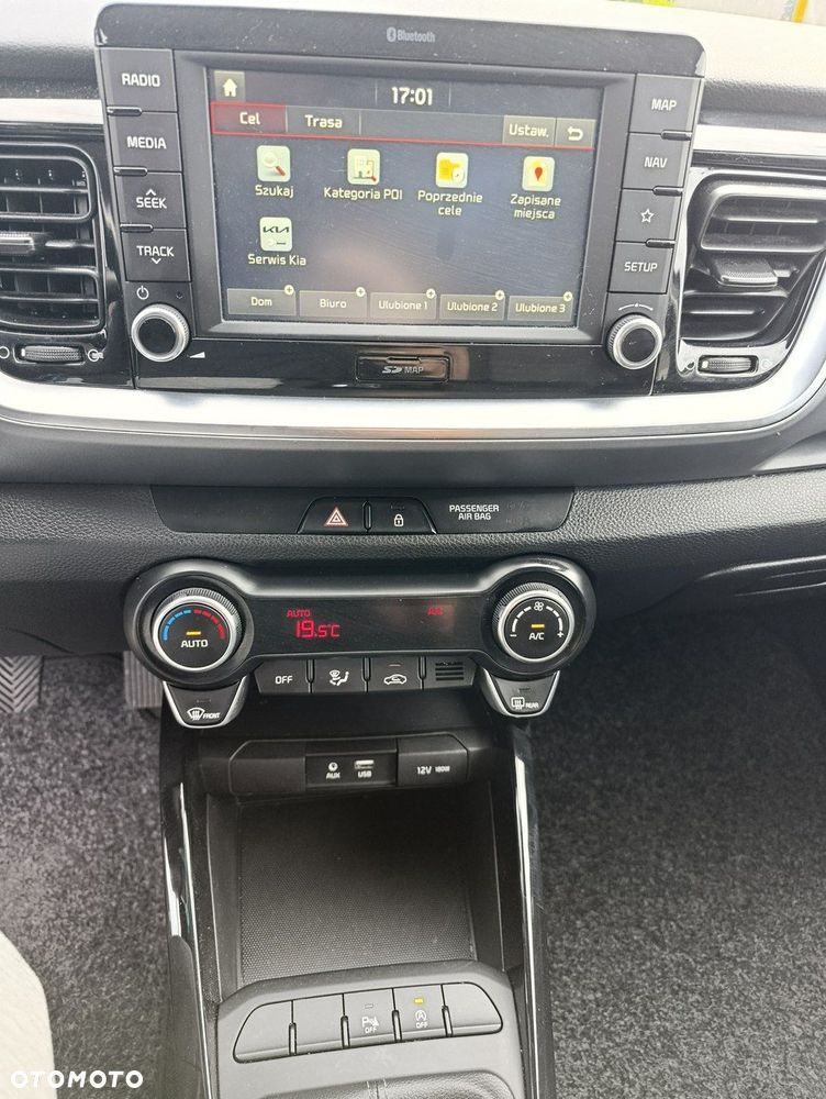 Kia Stonic - 16