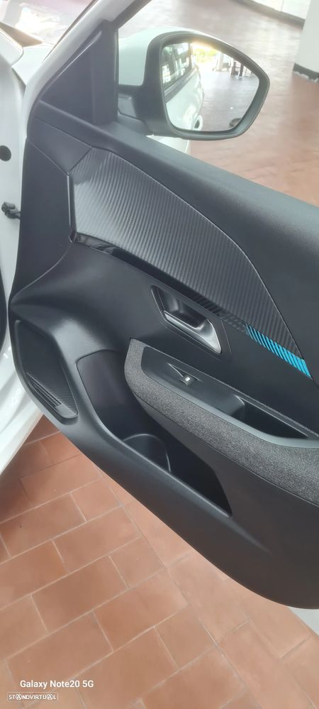 Peugeot 208 1.2 PureTech Like - 11