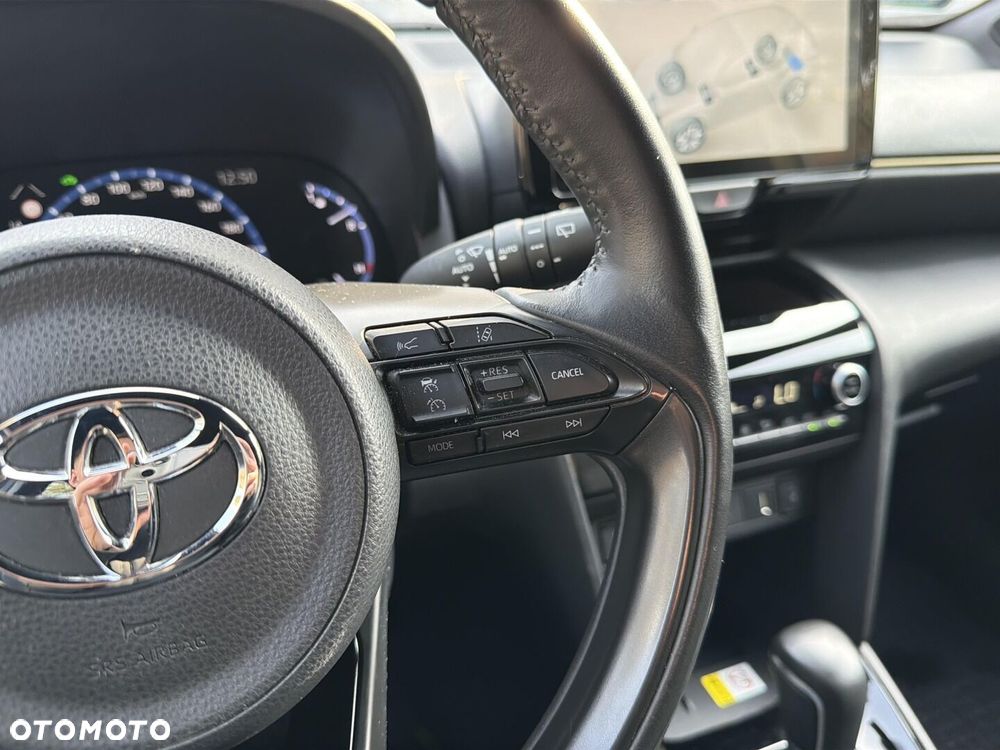 Toyota Yaris Cross Hybrid 1.5 Premiere Edition 4x4 - 27