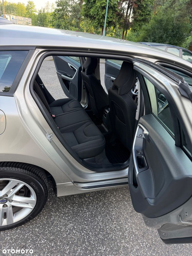 Volvo V60 D4 Drive-E Base - 10
