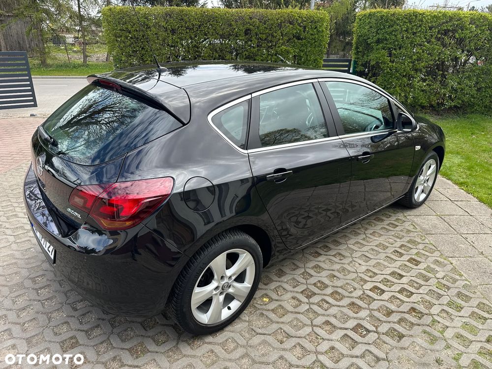 Opel Astra - 16