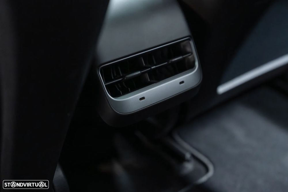 Tesla Model 3 Performance Dual Motor AWD - 46