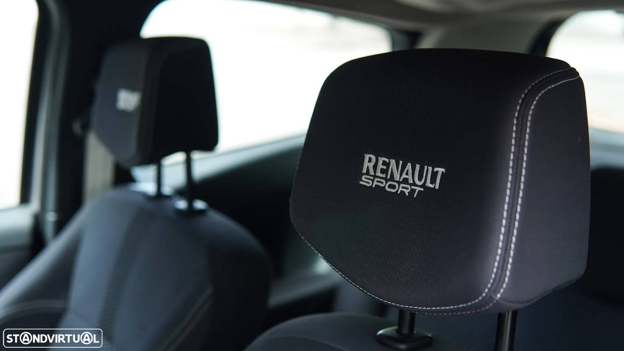 Renault Clio 2.0 16V Sport - 36