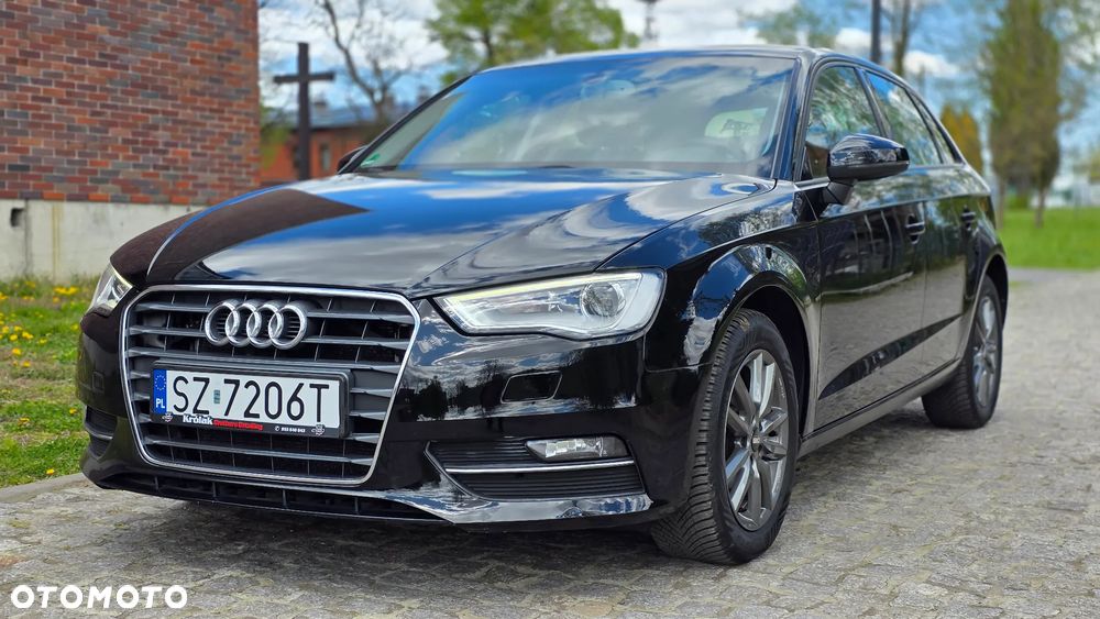 Audi A3 Sportback - 1