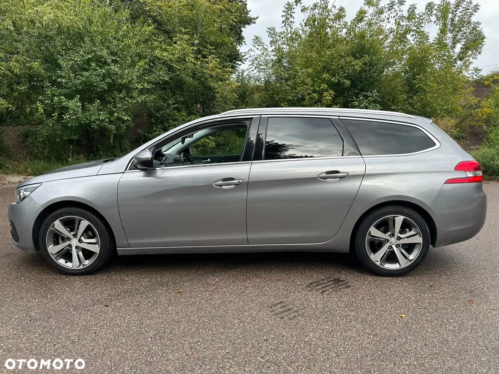 Peugeot 308 1.5 BlueHDi Active Pack Business S&S EAT8 - 6