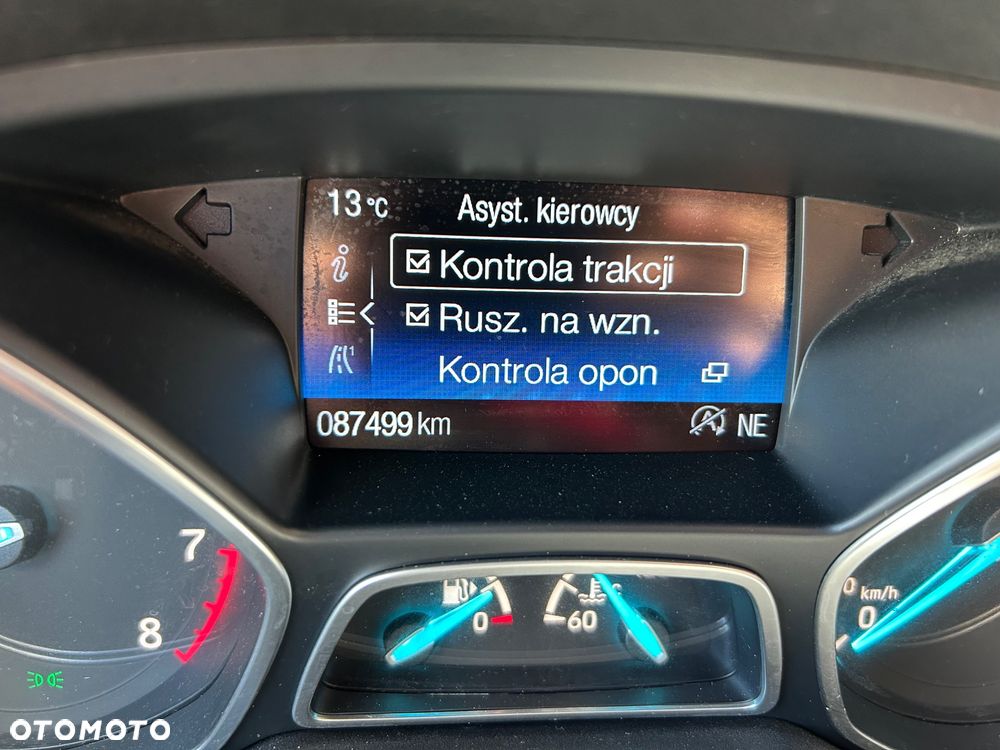 Ford Kuga - 34