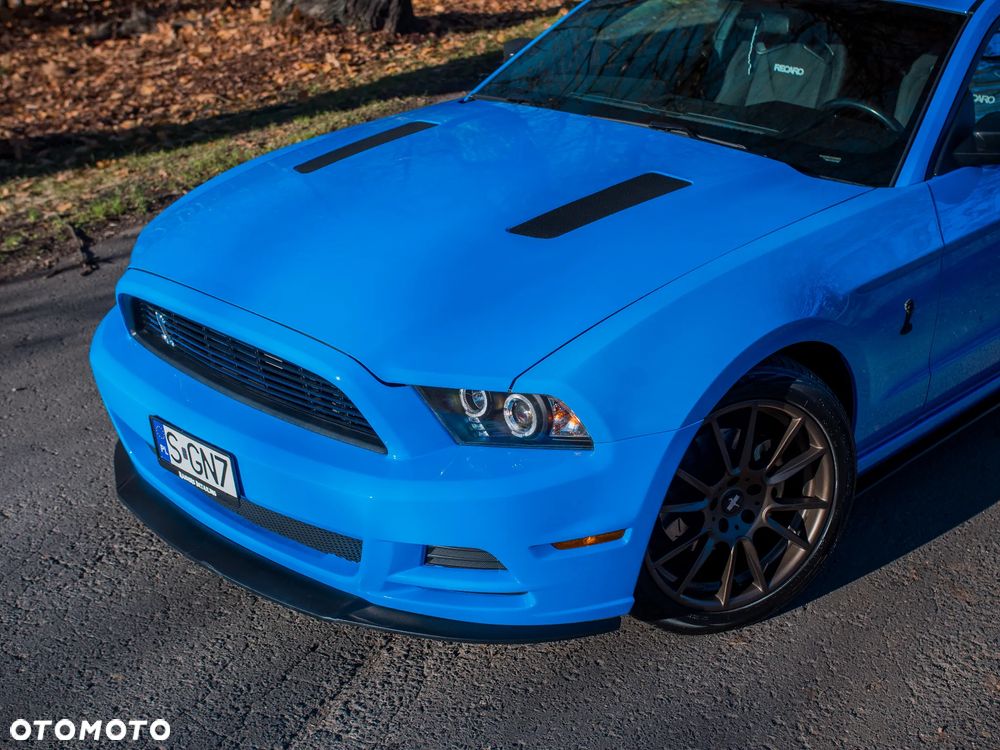 Ford Mustang 3.7 V6 - 8