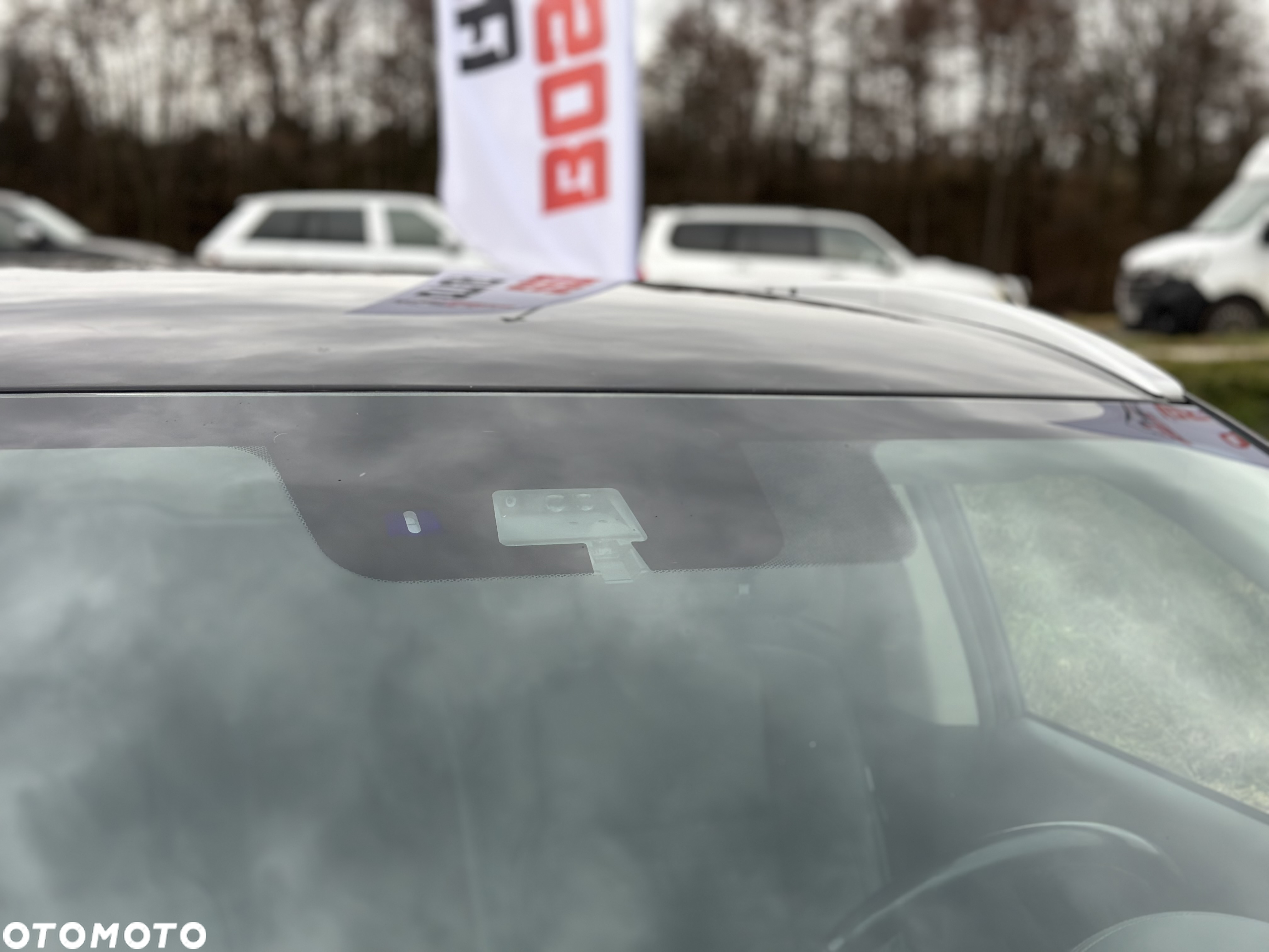 Mitsubishi Outlander 2.0 4WD Plug-In Hybrid - 12