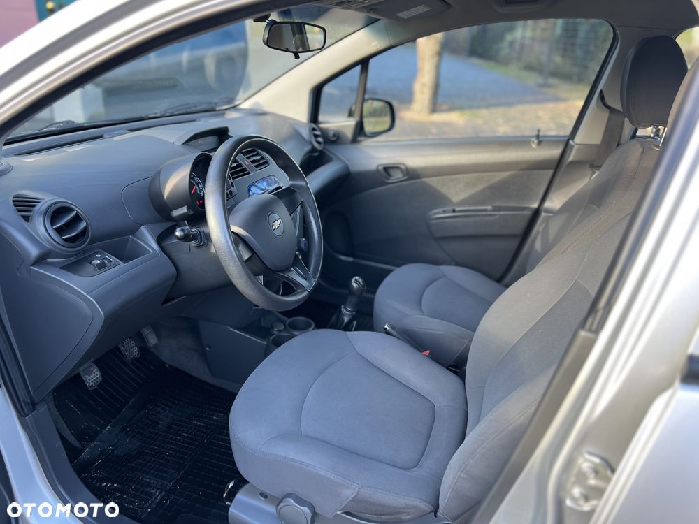 Chevrolet Spark 1.0 LS - 18