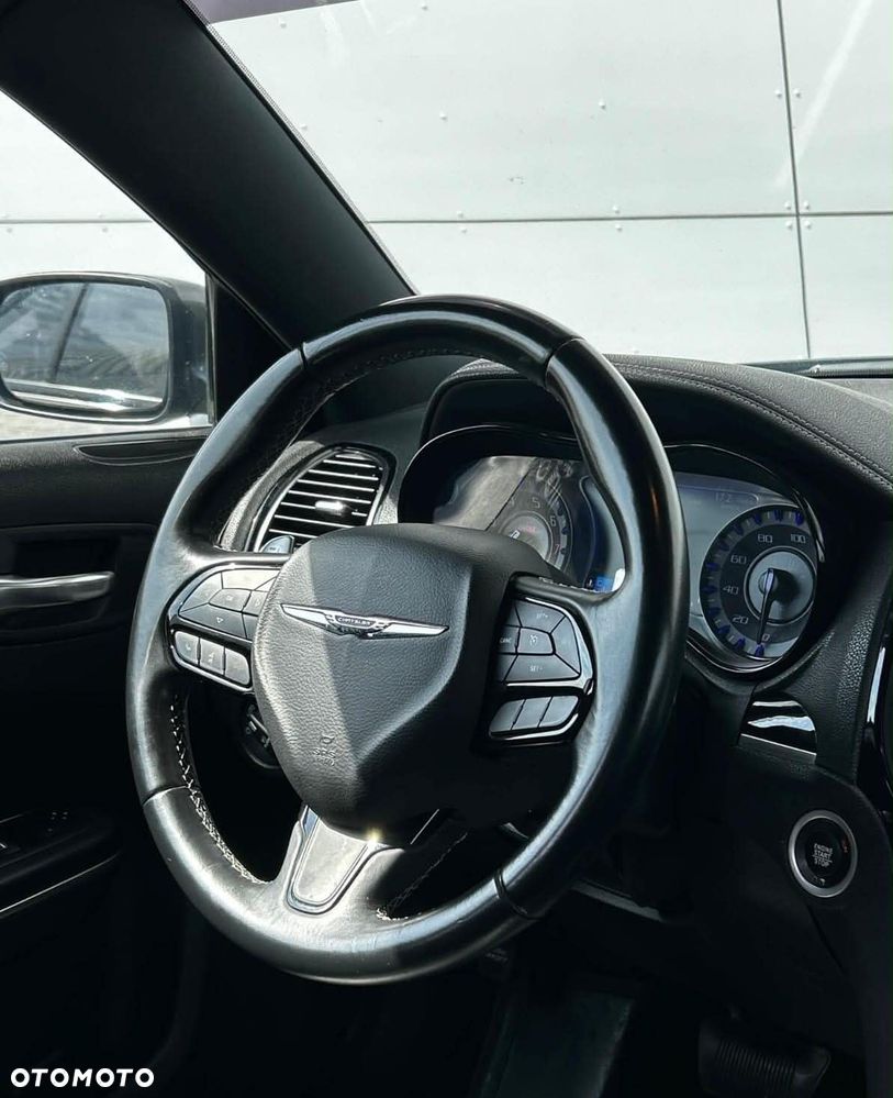 Chrysler 300s - 8
