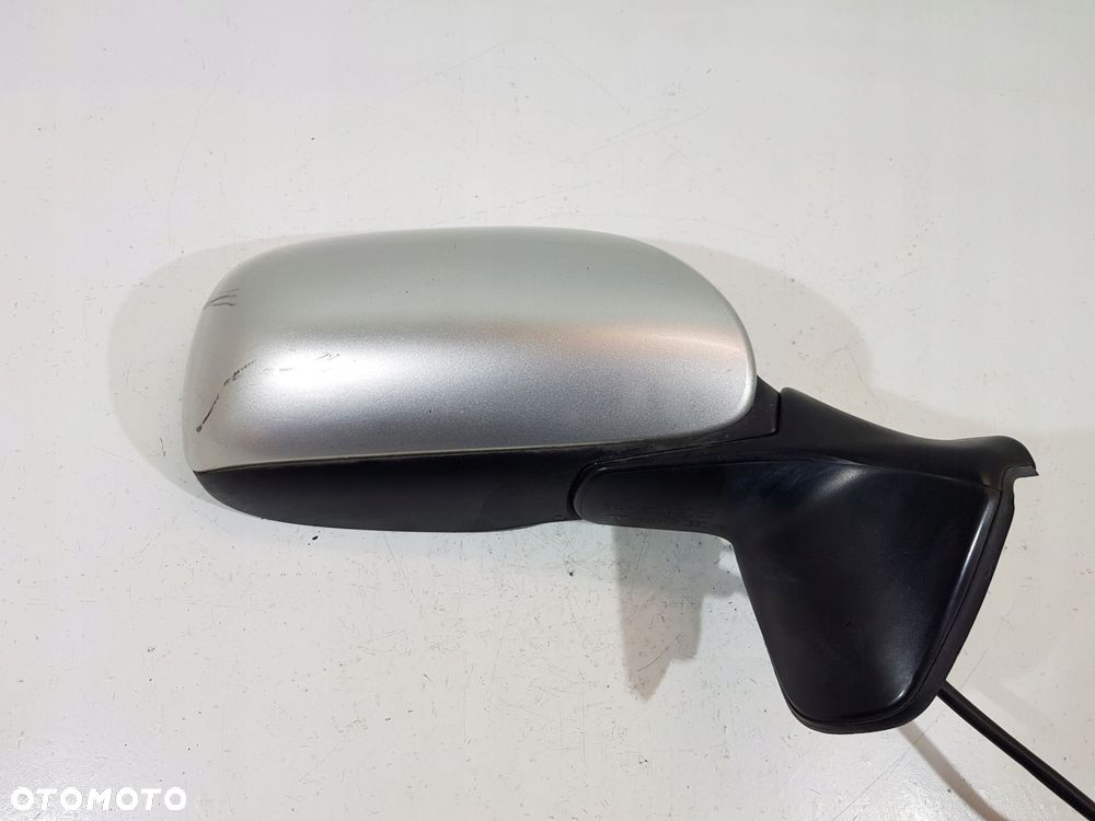 lusterko prawe toyota auris i e15 eur hb 5d 07r 1c0 5pin - 6