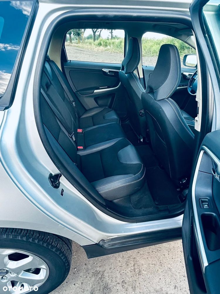 Volvo XC 60 - 24