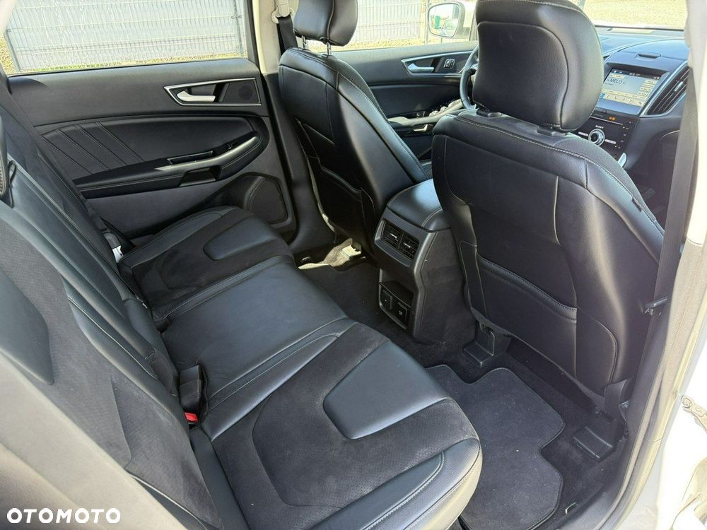 Ford Edge 2.0 TDCi Bi-Turbo 4x4 ST-LINE - 18