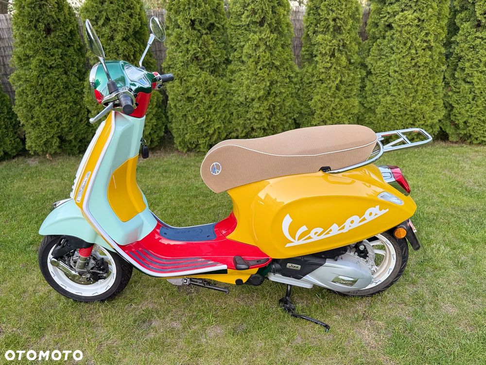 Vespa Primavera - 12