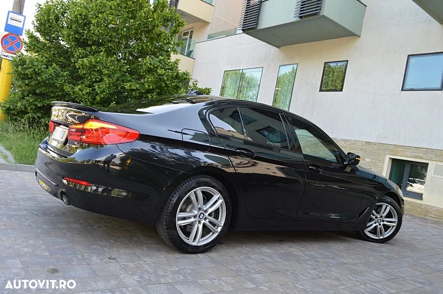 BMW Seria 5 520d xDrive Aut. Sport Line - 26