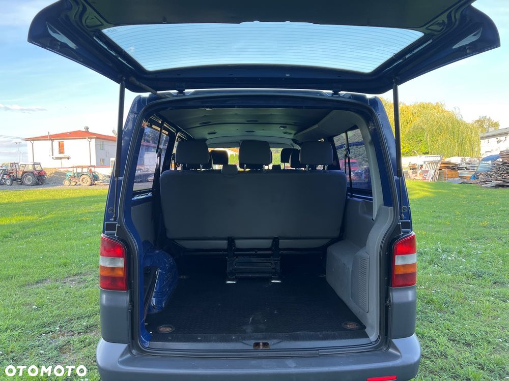 Volkswagen Transporter L1H2 - 12