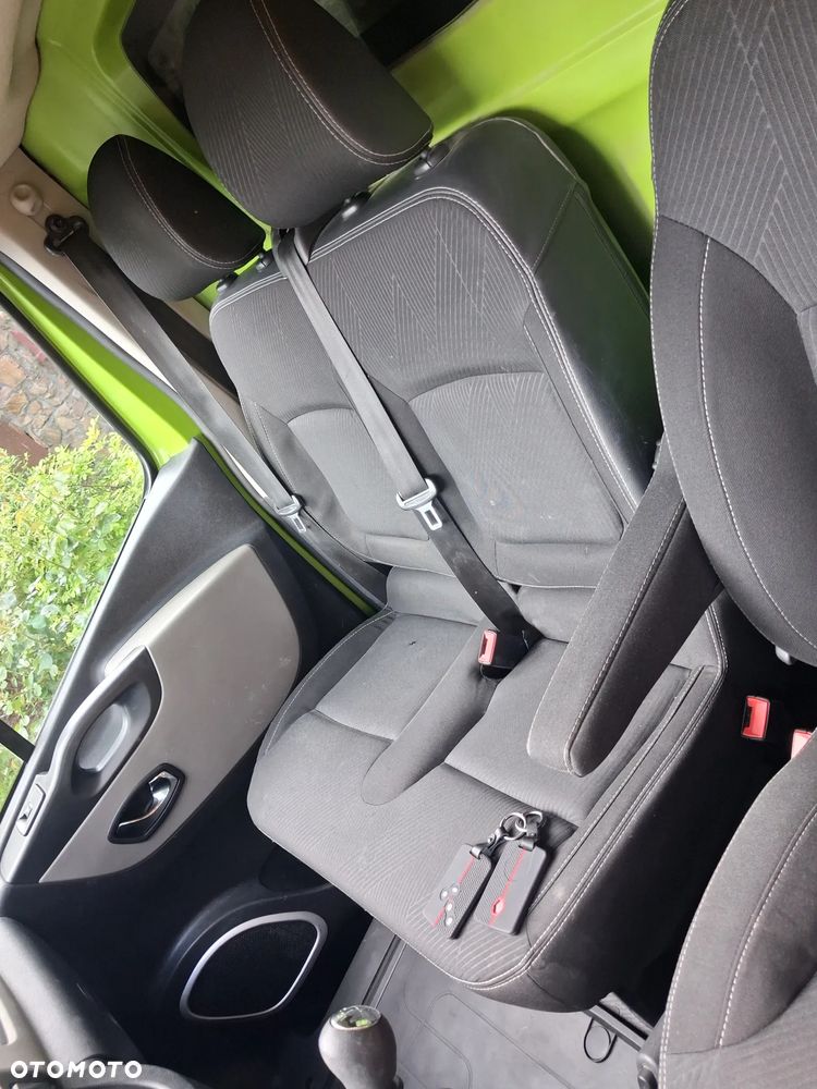 Renault Trafic - 15