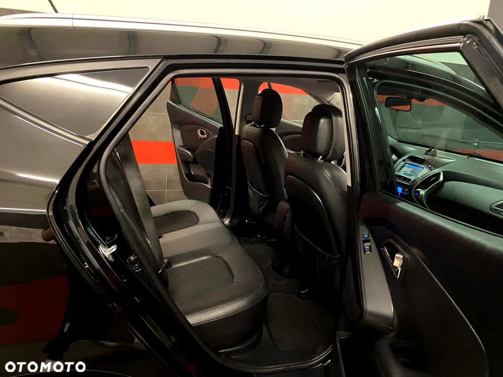 Hyundai ix35 1.6 GDI Premium 2WD - 21