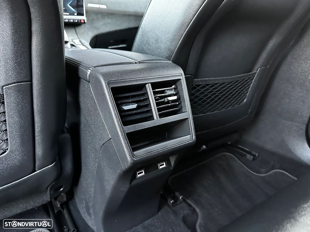 DS DS7 Crossback E-Tense Performance Line EAT8 - 33