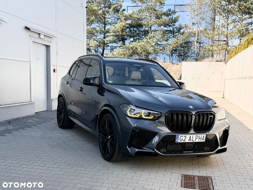BMW X5 M M50i - 3
