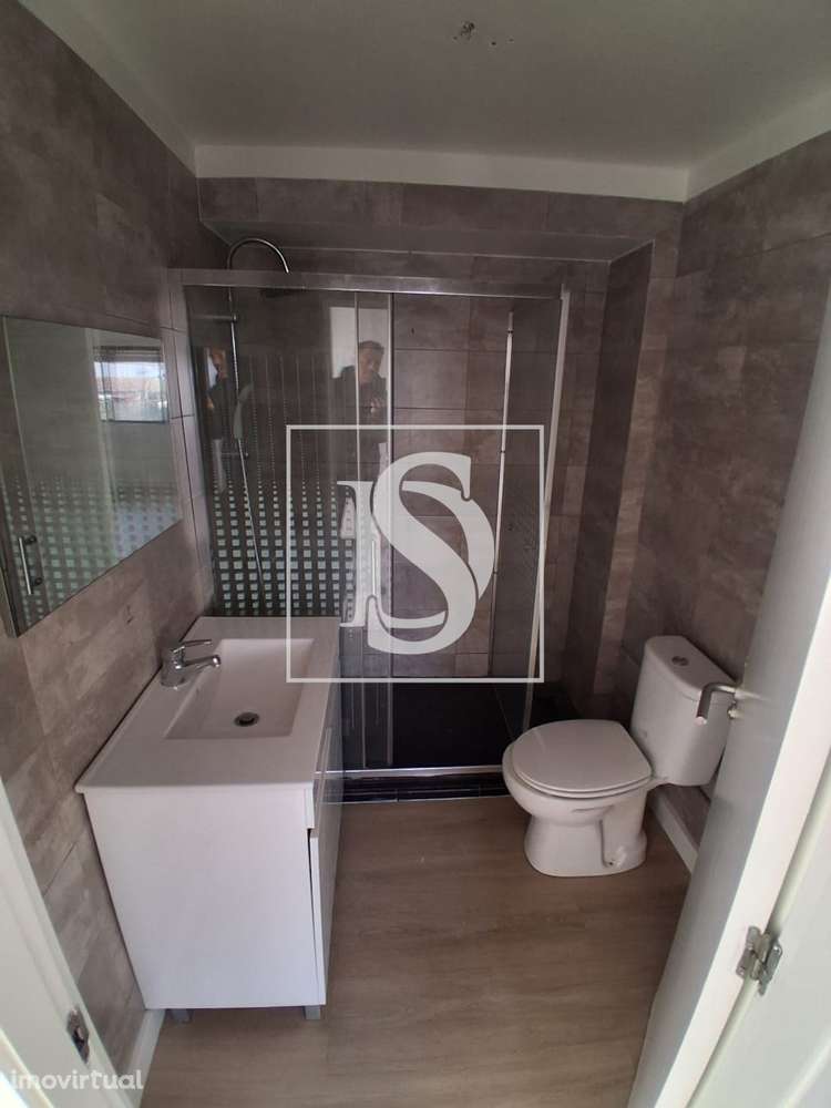 Apartamento T2 com Elevador em Rio Tinto - Grande imagem: 3/10