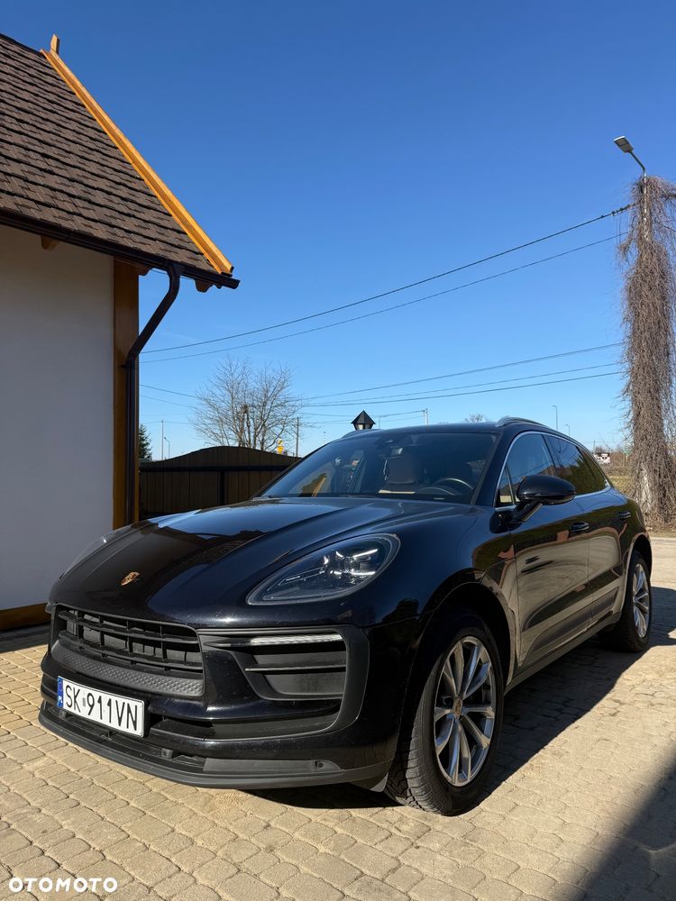Porsche Macan Standard - 1